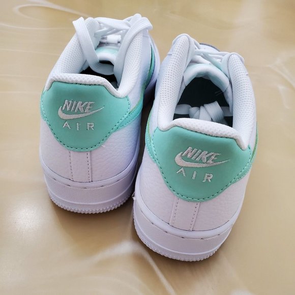 Nike Air Force 1 - Picture 6 of 10